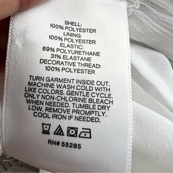 Express White Smocked Blouse Top Peplum Hem Large Chic Romantic Feminine Office - Picture 10 of 16